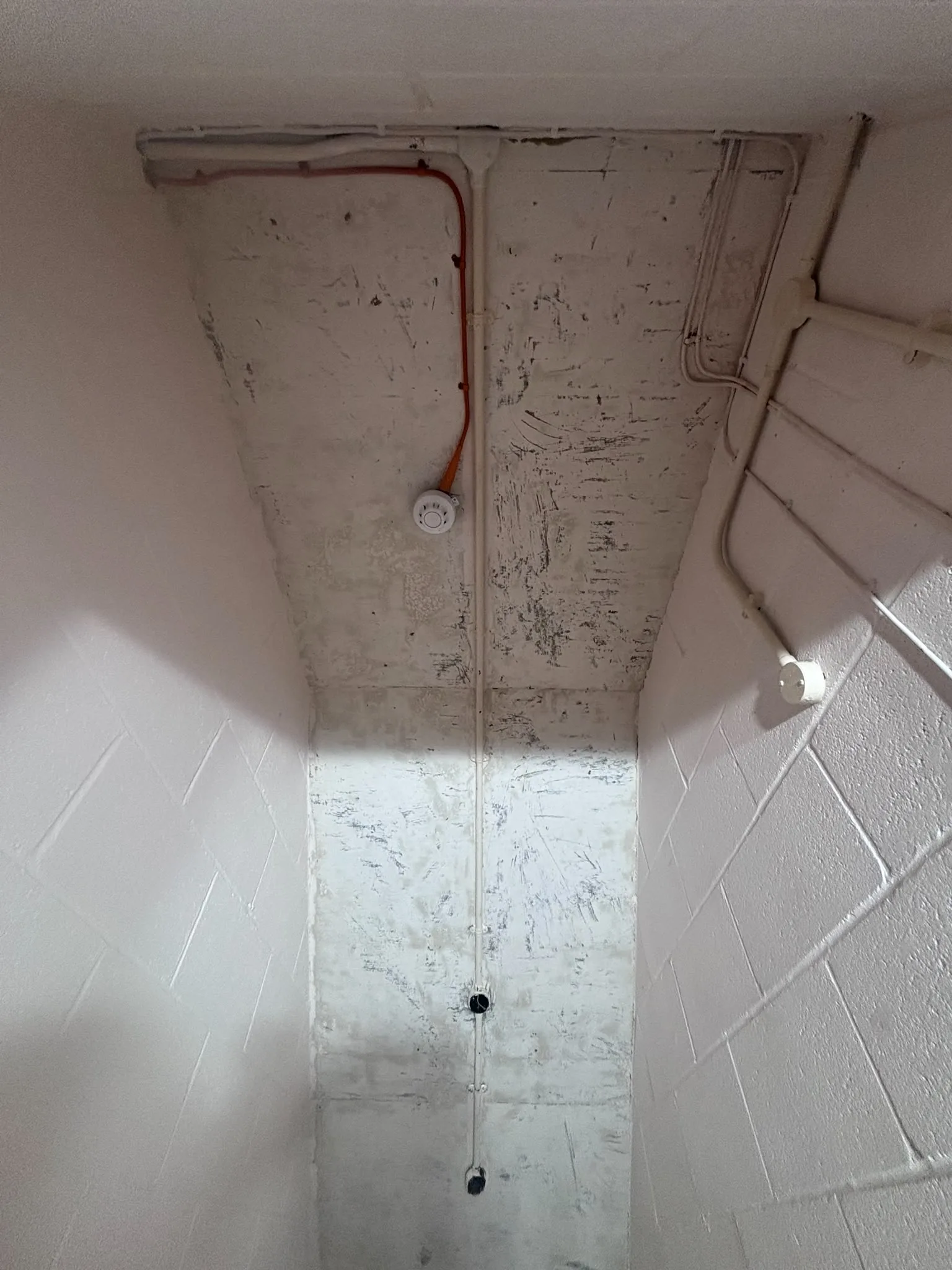 Licensed asbestos gasket removal in a Ealing commercial property